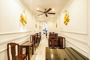 Wild Lotus Hotel & Travel 2