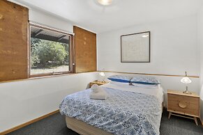 Split Point Cottages