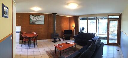 Split Point Cottages