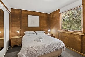 Split Point Cottages