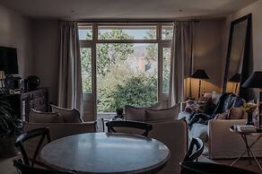 Grande Vue Private Hotel