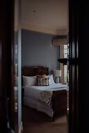 Grande Vue Private Hotel