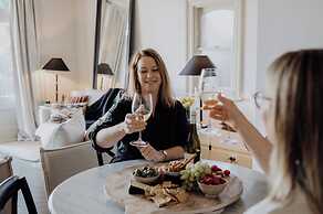 Grande Vue Private Hotel