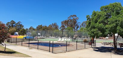 Capital Country Holiday Park