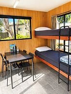 Batemans Bay Holiday Park - Hostel