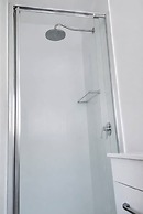 Batemans Bay Holiday Park - Hostel