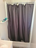 Batemans Bay Holiday Park - Hostel