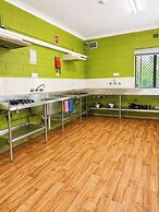 Batemans Bay Holiday Park - Hostel