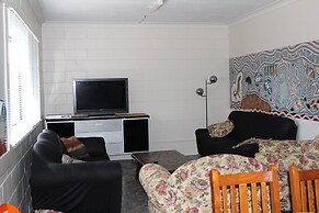 Batemans Bay Holiday Park - Hostel