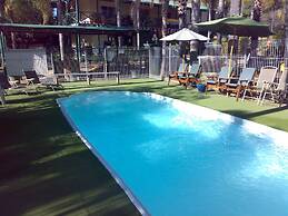 Batemans Bay Holiday Park - Hostel