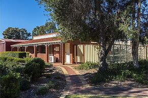 Banksia Tourist Park