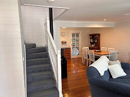 Dunes - elegant beach villa with huge swim spa