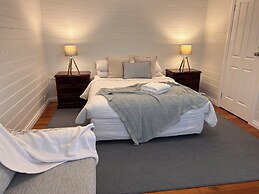 Dunes - elegant beach villa with huge swim spa