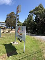 Four Seasons Waterfront Villas