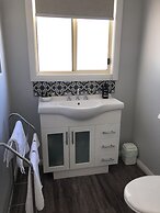 Four Seasons Waterfront Villas