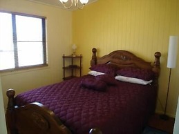 Lee Farm Stay Cottages