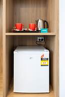 Claremont Hotel Motel