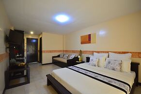Crystal Paradise Resort, Spa & Winery