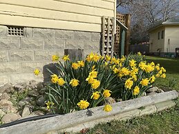Giants Table and Cottages
