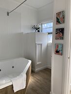 Giants Table and Cottages