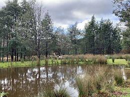 Giants Table and Cottages
