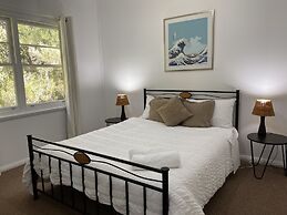 Giants Table and Cottages