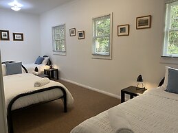 Giants Table and Cottages