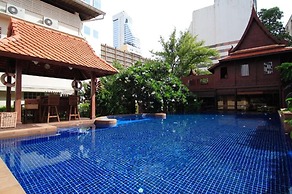 The Rose Hotel Bangkok
