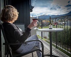 Village Lake Apartments