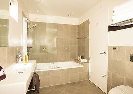 Village Lake Apartments