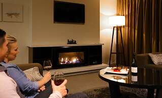 Village Lake Apartments