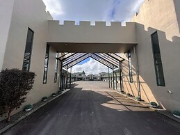 Camelot Motor Lodge