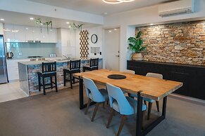 Proximity Waterfront Apartments