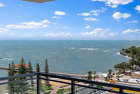 Proximity Waterfront Apartments