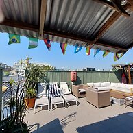 Boardrider Backpacker & Budget Motel