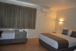 Rocky Gardens Motor Inn