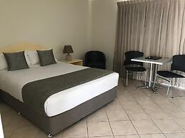 Rocky Gardens Motor Inn