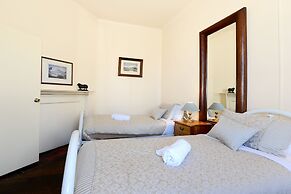 Edinburgh Gallery Bed & Breakfast