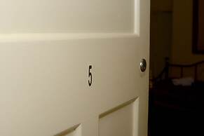 Edinburgh Gallery Bed & Breakfast