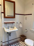 Lindsay House Guesthouse