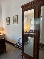 Lindsay House Guesthouse