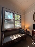 Lindsay House Guesthouse