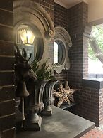 Lindsay House Guesthouse