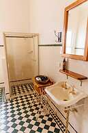 Lindsay House Guesthouse