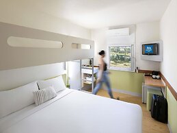 Ibis Budget Newcastle
