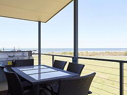 NRMA Victor Harbor Beachfront Holiday Park