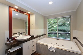 Songbirds Rainforest Retreat