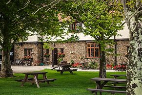 The Honest Lawyer, Ascend Hotel Collection