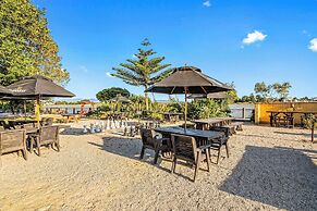 The Honest Lawyer, Ascend Hotel Collection