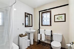 The Honest Lawyer, an Ascend Collection Hotel